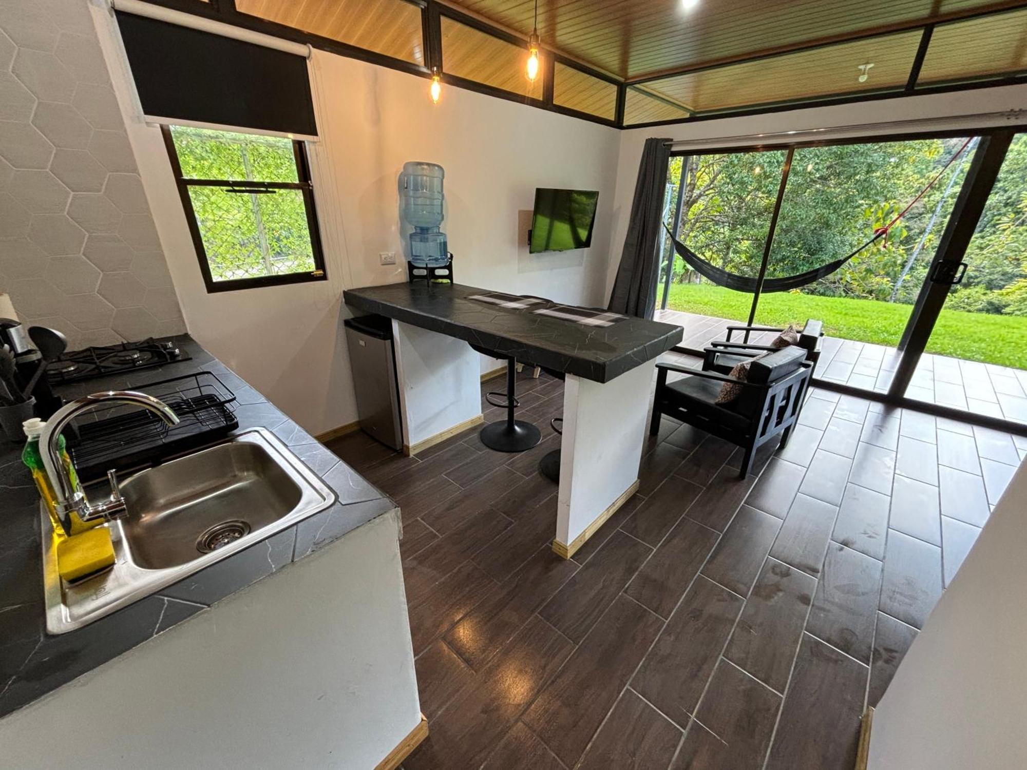 Pacheco Tours Rainforest Cabins 4X4 Only Drakes Bay Екстериор снимка
